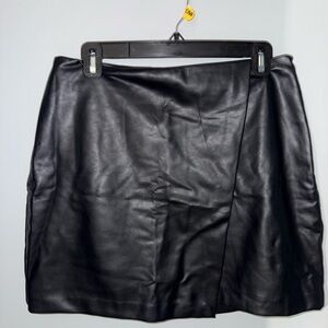 Old Navy Black Mini Skirt